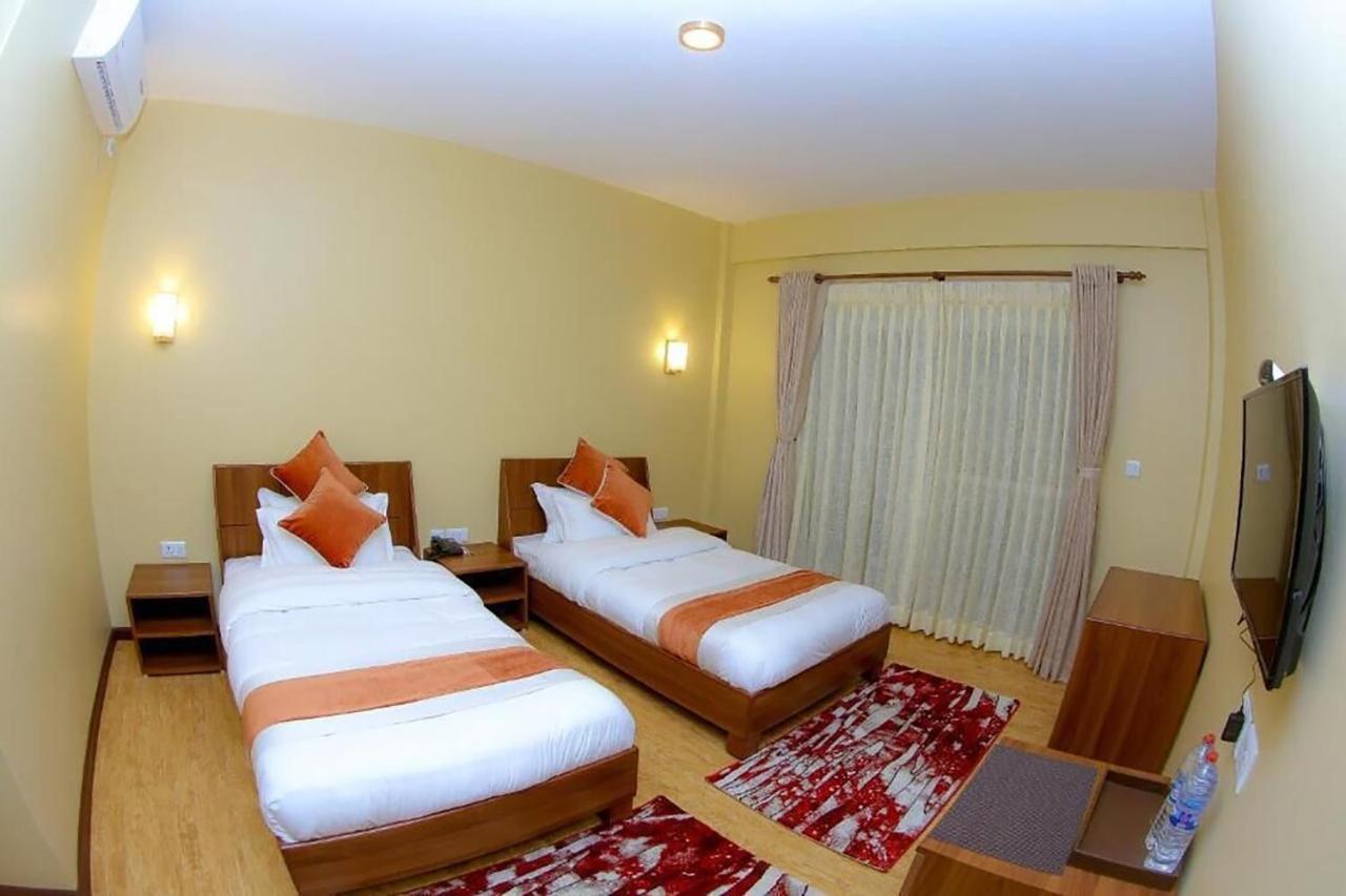 Hotel Glory Garden Pokhara Eksteriør billede