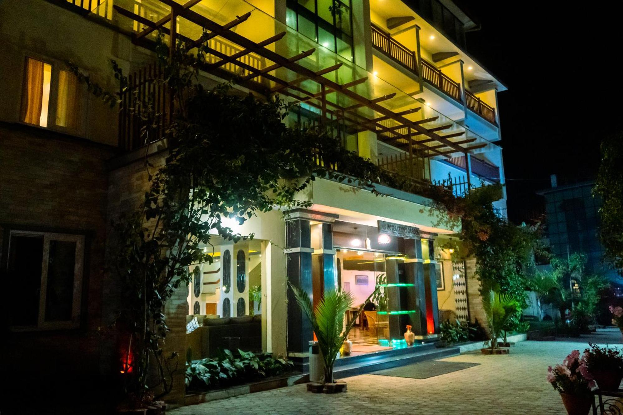Hotel Glory Garden Pokhara Eksteriør billede